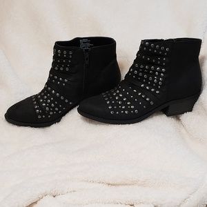 white mountain desire boots